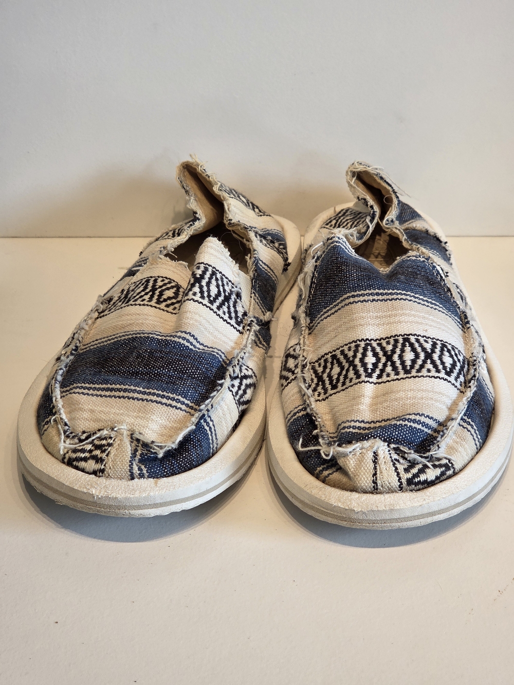 Sanuk Men's Blue & Cream Patterned Slip-On Loafers